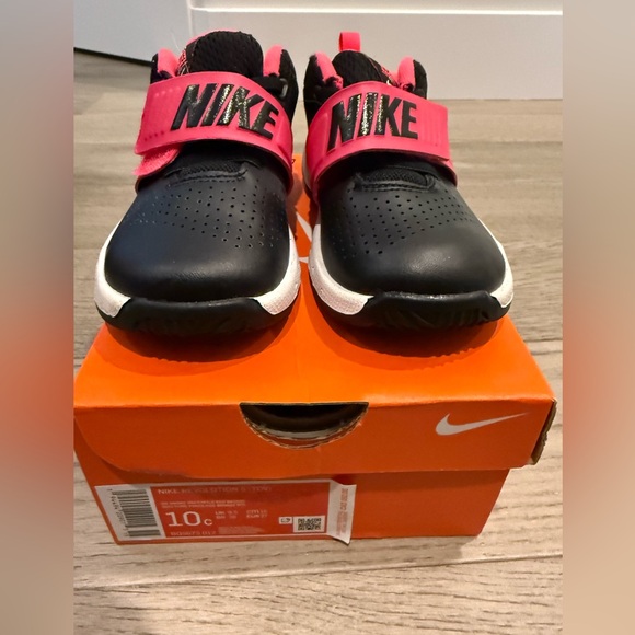Nike Kids Black and Pink Sneakers - Picture 5 of 5